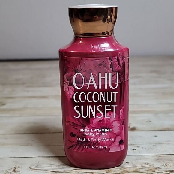NEW Bath & Body Works Oahu Coconut Sunset Body Lotion 8‎ fl.oz. DISCONTINUED - Picture 1 of 3